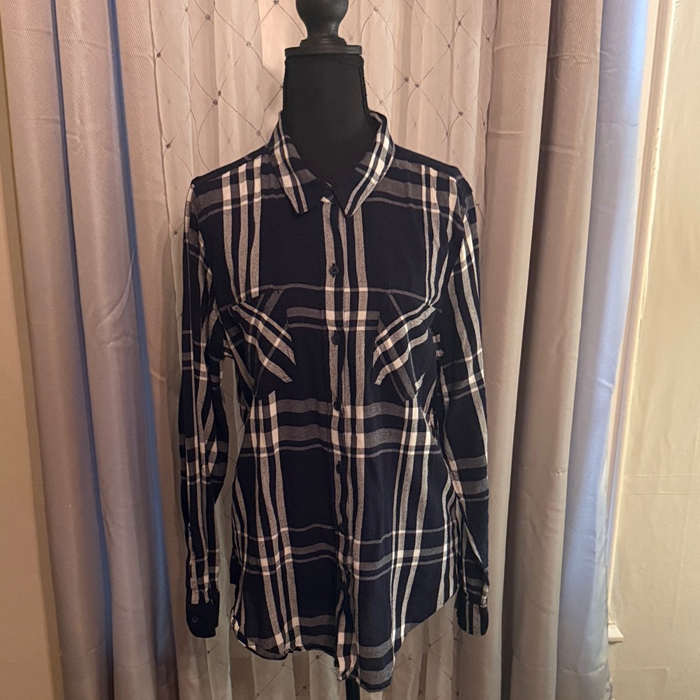 Lucky Brand Button Down Navy Blue and White Plaid Striped Shirt